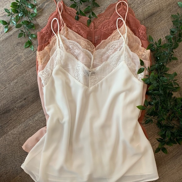 Rose Lace Cami - Picture 2 of 5